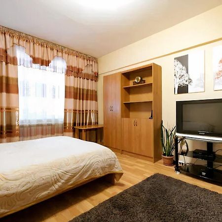 Nadezhda Apartments On Zhibek Zholy Avenue 33 Alma-Ata Exteriör bild