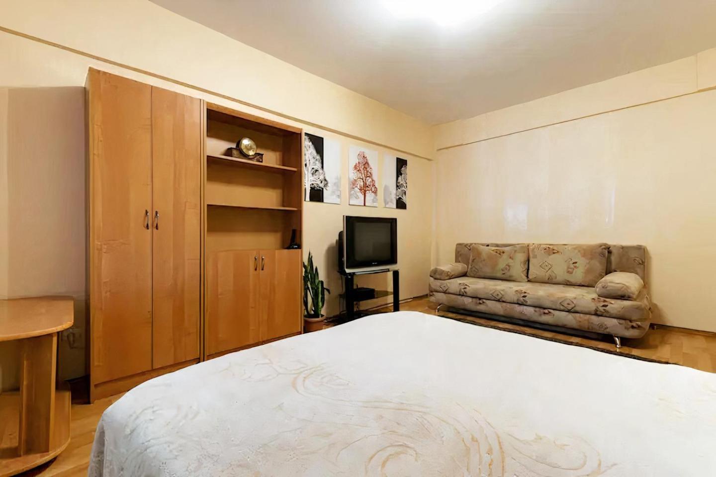 Nadezhda Apartments On Zhibek Zholy Avenue 33 Alma-Ata Exteriör bild