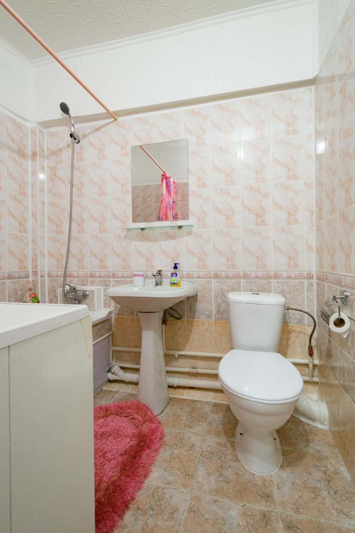 Nadezhda Apartments On Zhibek Zholy Avenue 33 Alma-Ata Exteriör bild